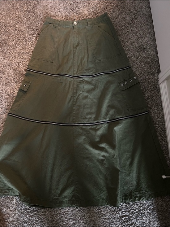 Hot Topic Dresses & Skirts - Hot Topic Olive Green A-Line Utility Maxi Skirt